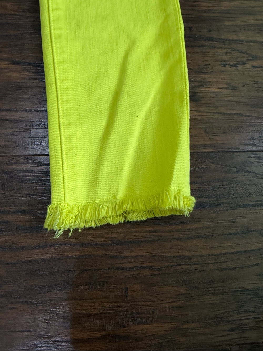J Brand for Neiman Marcus Women's Yellow Jeans Size 24 - Picture 3 of 10